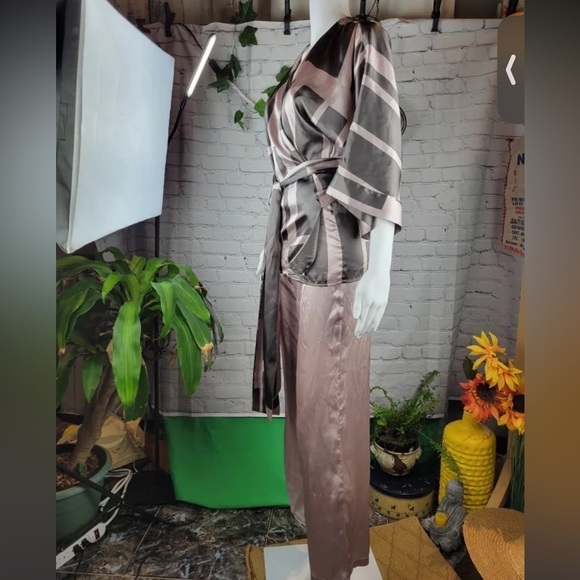 LA SENZA 2-piece satin-like robe kimono, lounge pants - Picture 4 of 5